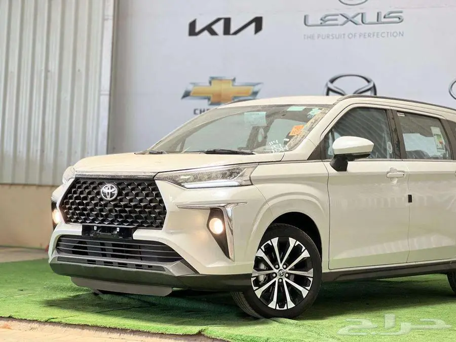 تويوتا فيلوز GLX 2025 سعودي اصدار لوحات فوري 27