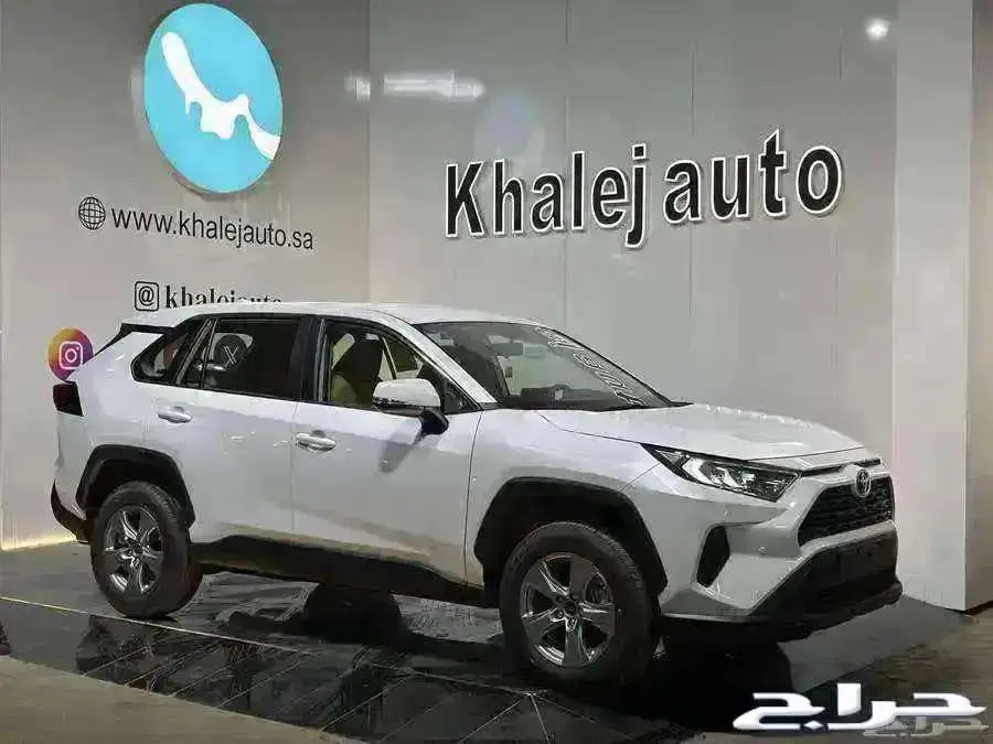 تويوتا راف فور LE استاندر بنزين دبل 2025 0