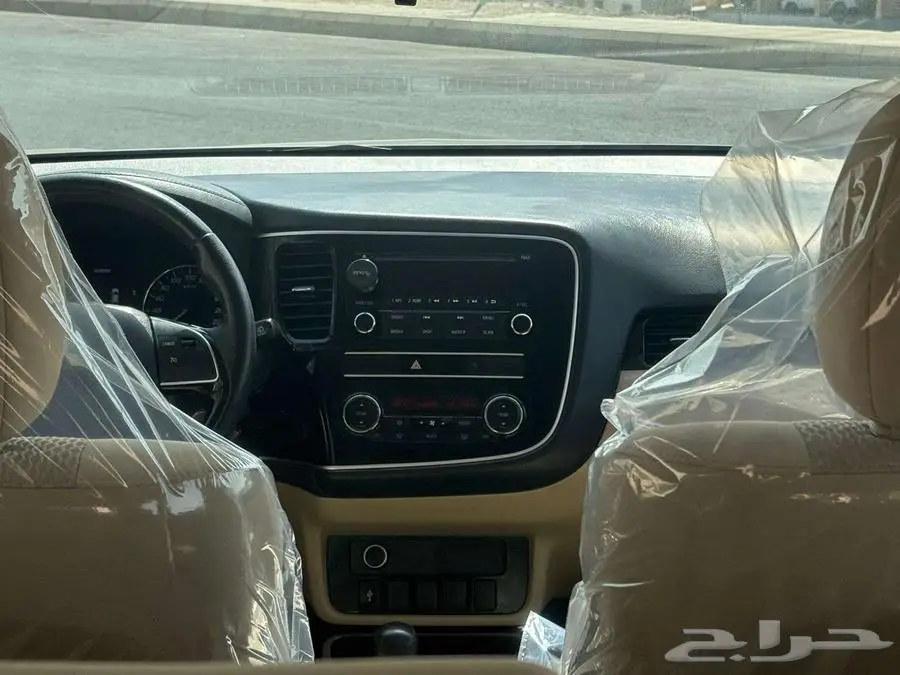 متسوبيشى اوت لاندر 2019 عرض خاص ب34 الف 9