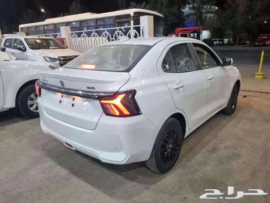 سوزوكي ديزاير فل كامل GLX الشكل الجديد 5