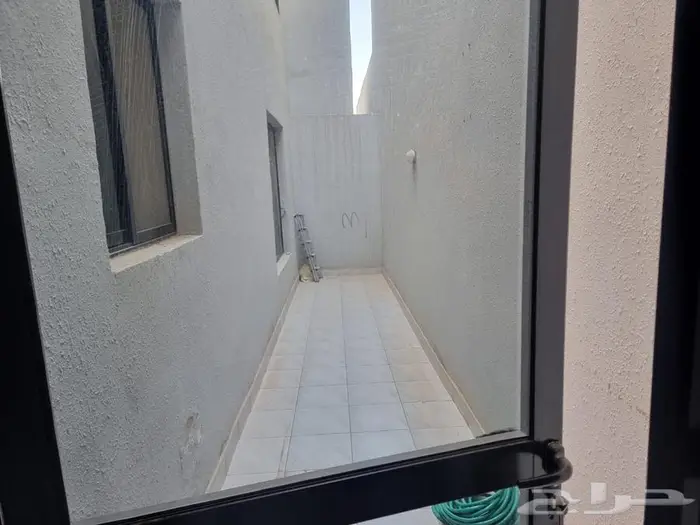 للايجار فيلا درج داخلي في الرياض حي الرمال   عرض رقم H1166 8