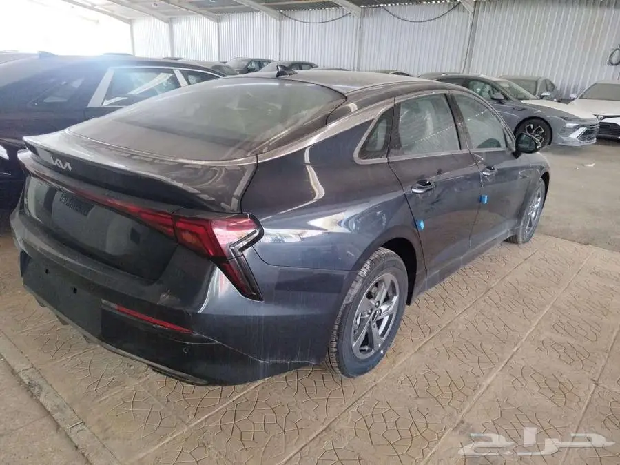 كيا k5 -2024 استاندر سعودي بنزين لون كحلي كاش وتقسيط 7