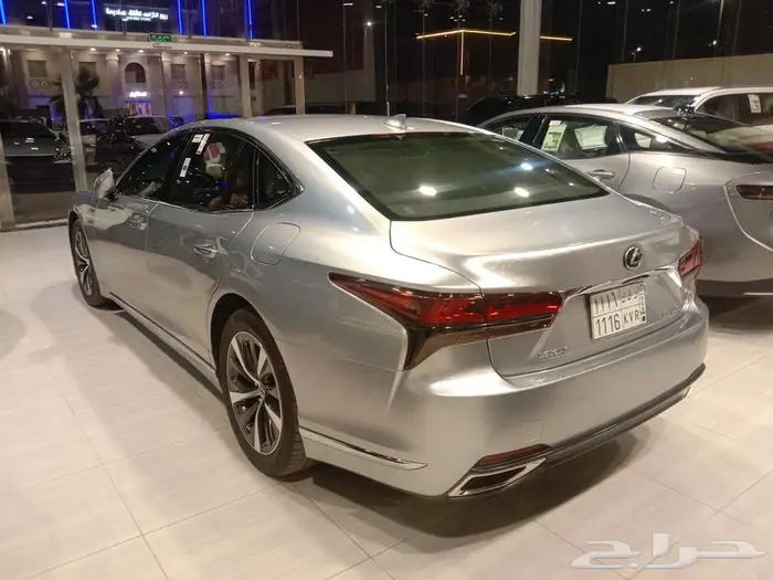 لكزس LS350 موديل 2021 كويتي وارد الساير مستعمل 4