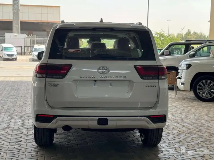لاندكروزر GXR3 ديزل 2025 كاش وأقساط 5