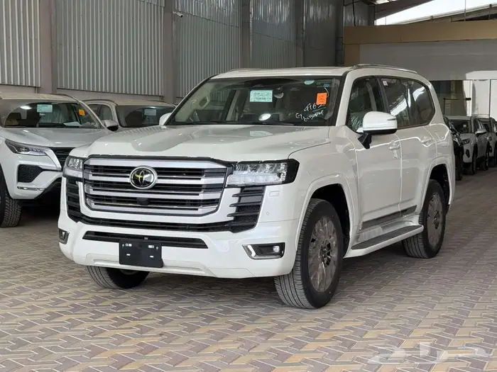 لاندكروزر GXR3 ديزل 2025 كاش وأقساط 0