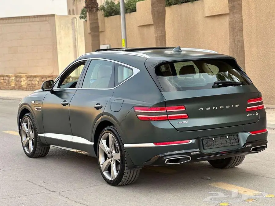 جينيسس رويال GV80 2021 عداد 39 ألف أخضر مطفي بحالة الوكالة 21