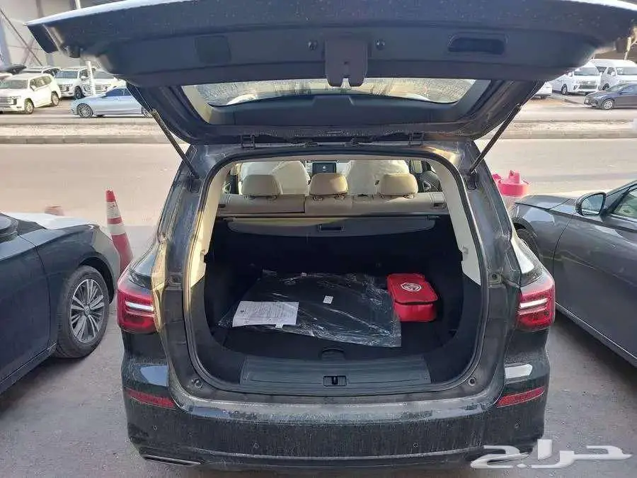 MG RX5 2023 قير اوتماتيك بنزين 6