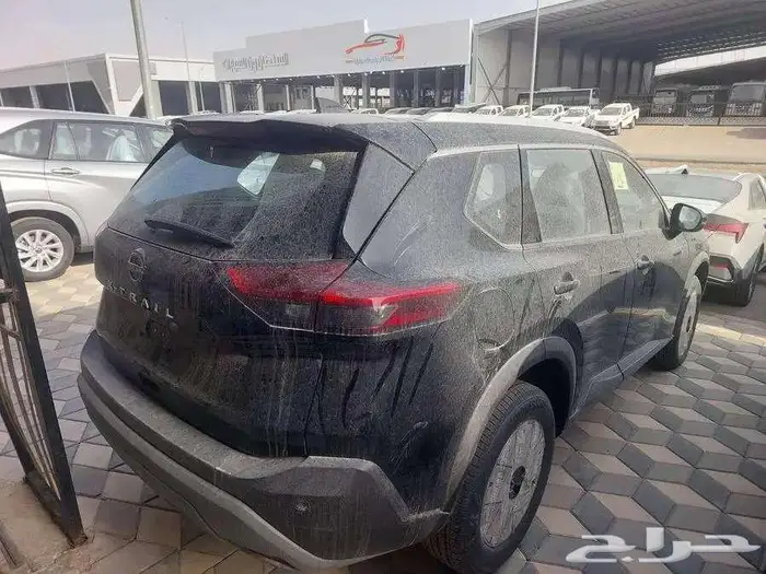 نيسان اكس تريل 7 مقاعد دفع رباعي ستاندر 2025 3