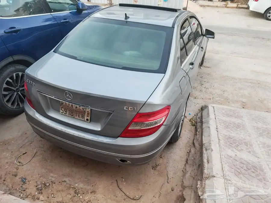 مرسيدس C180 موديل 2011 5