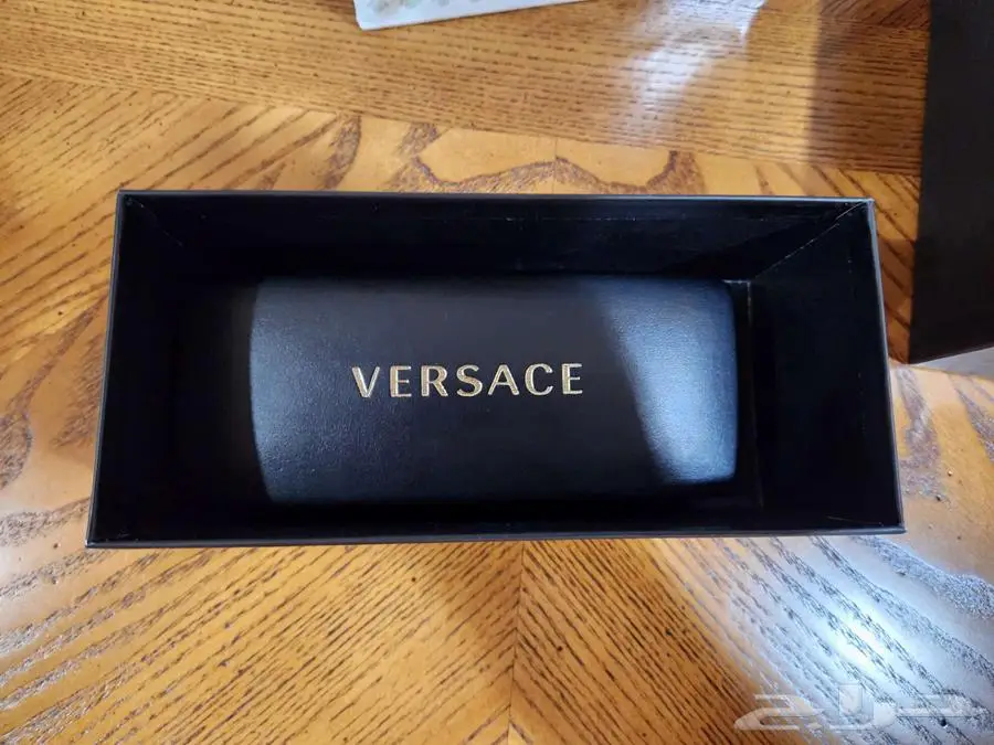 نظارة شمسية ماركة فرزاتشي versace index