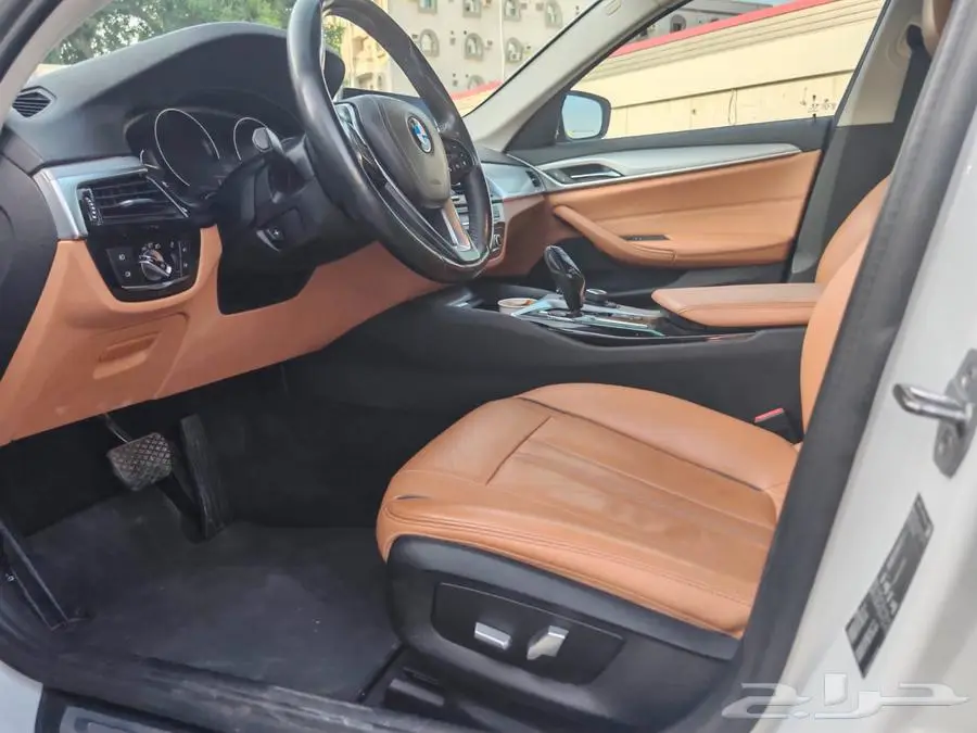 Bmw 520i كل صيانتها بالوكالة 2020 index