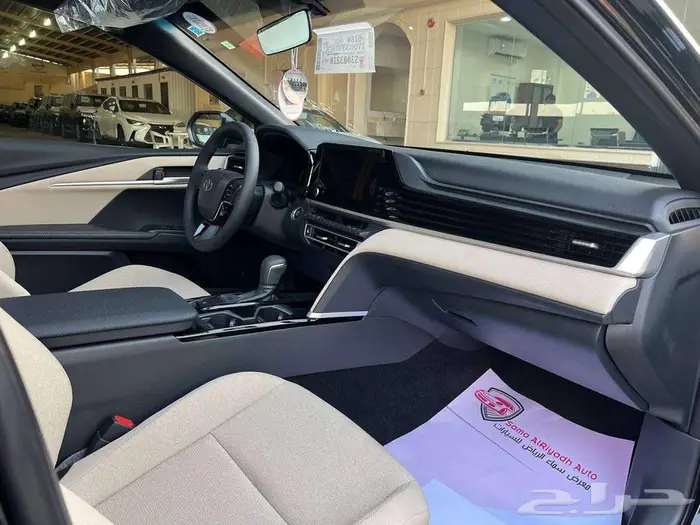 تويوتا كامري LE بنزين 2025 متاح اقساط و كاش 8