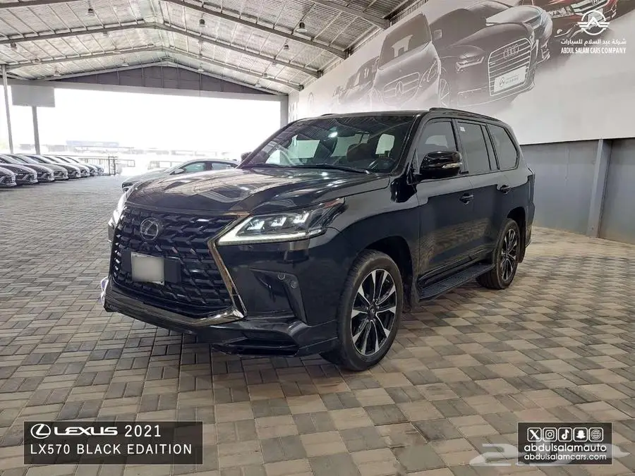لكزس -LX570 بلاك اديشن S عداد 49 الف موديل 2021 2