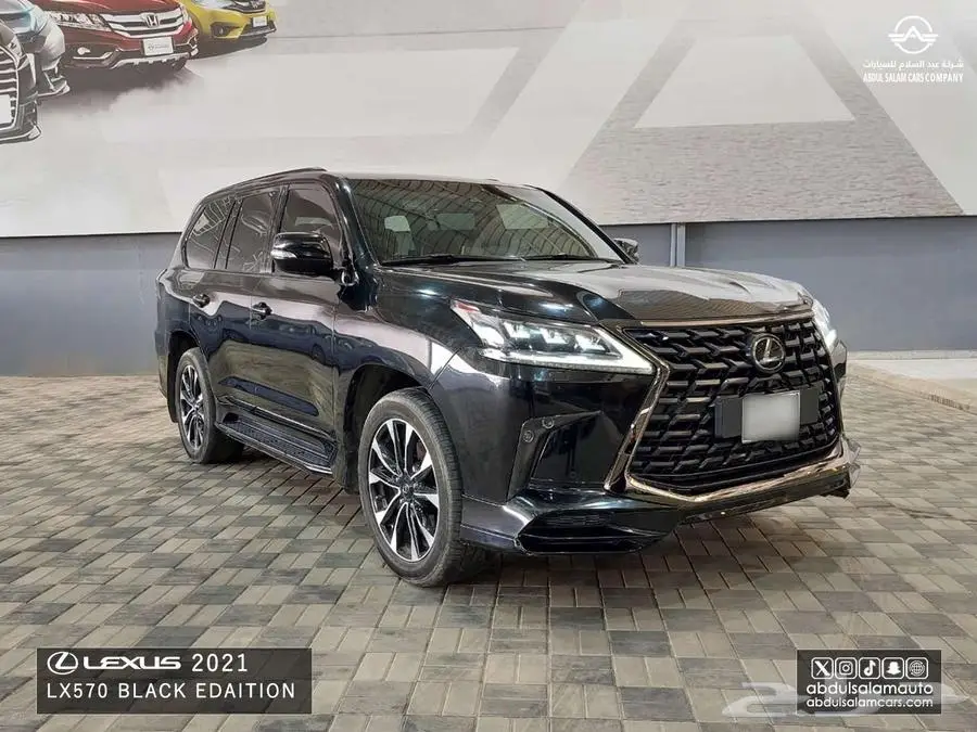 لكزس -LX570 بلاك اديشن S عداد 49 الف موديل 2021 3