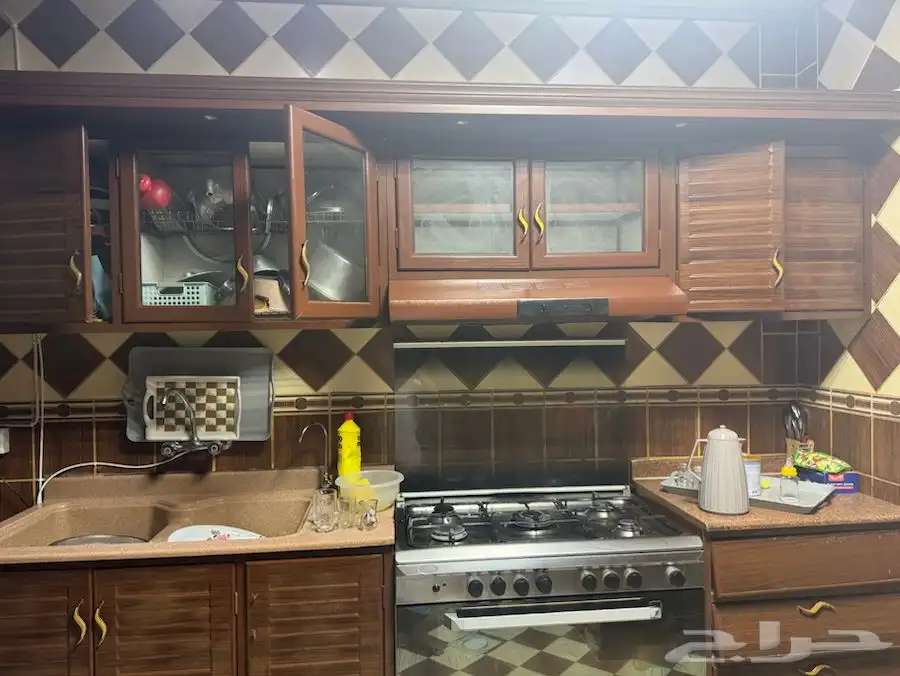 مطبخ كامل مع فرن غاز 3
