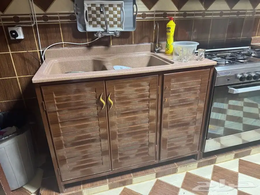 مطبخ كامل مع فرن غاز 0