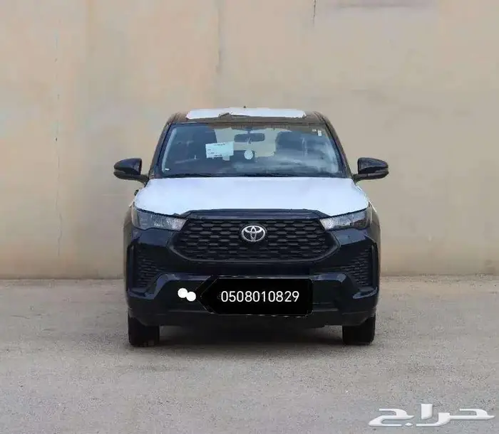 اينوفا GL بنزين اسود 2024 12