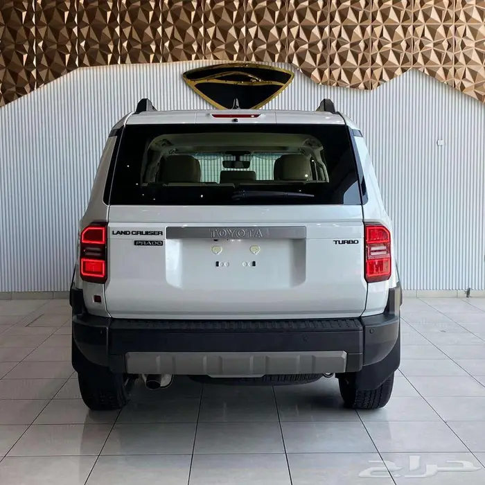 TOYOTA LAND CRUSIER PRADO ALL ROUND MID 2025 WHITE 3