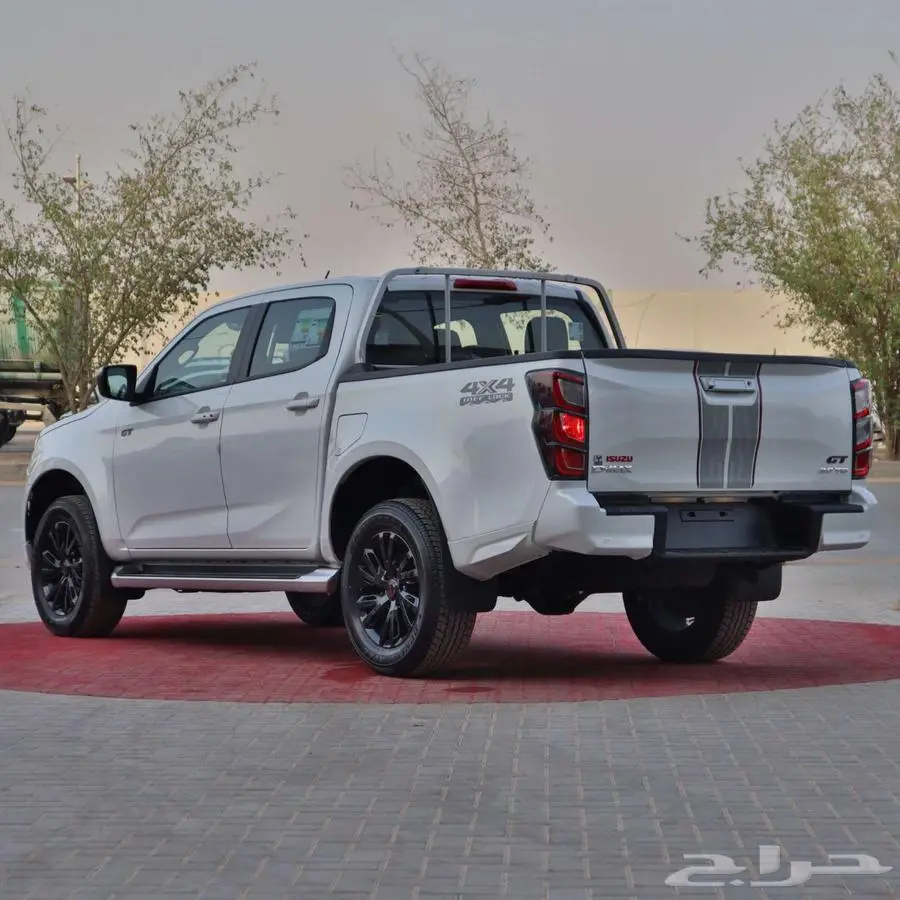 ايسوزو ديماكس GT 2025 فل سعودي فرع جده 1