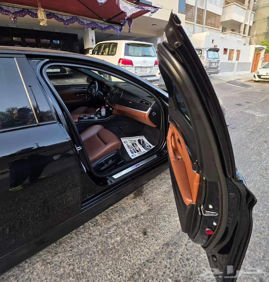 BMW الفئة الخامسة i528 M Sport   موديل 2014 31