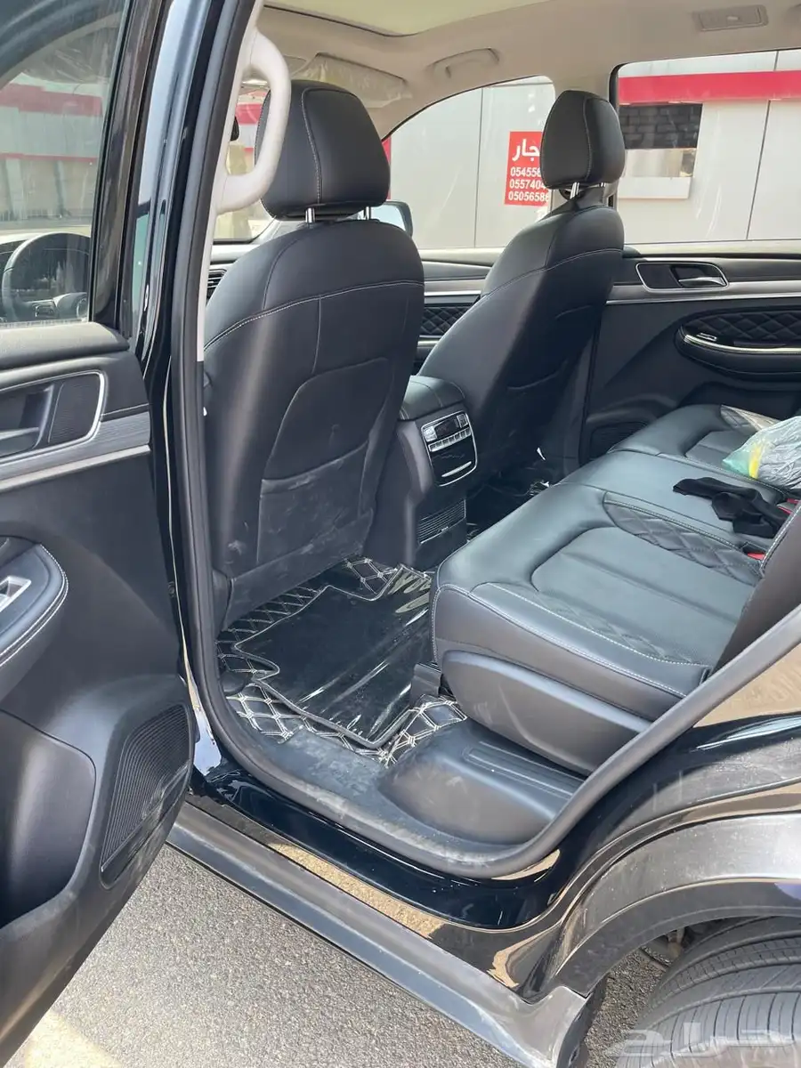 بلاك اديشن MG RX8 2022 ممشى قليل 4