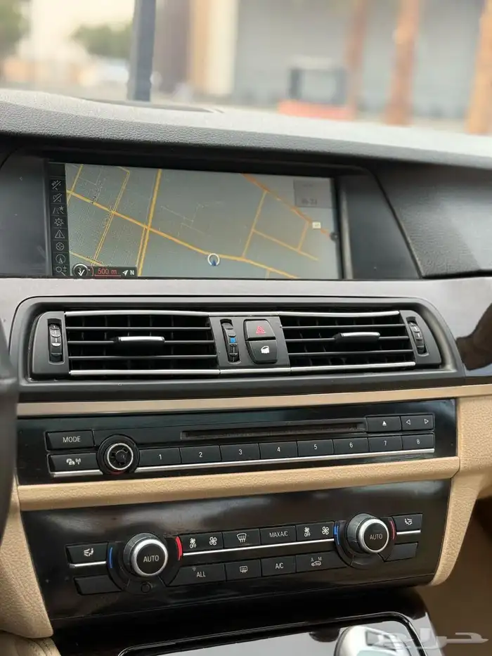 بي ام دبليو 520i 2013 15