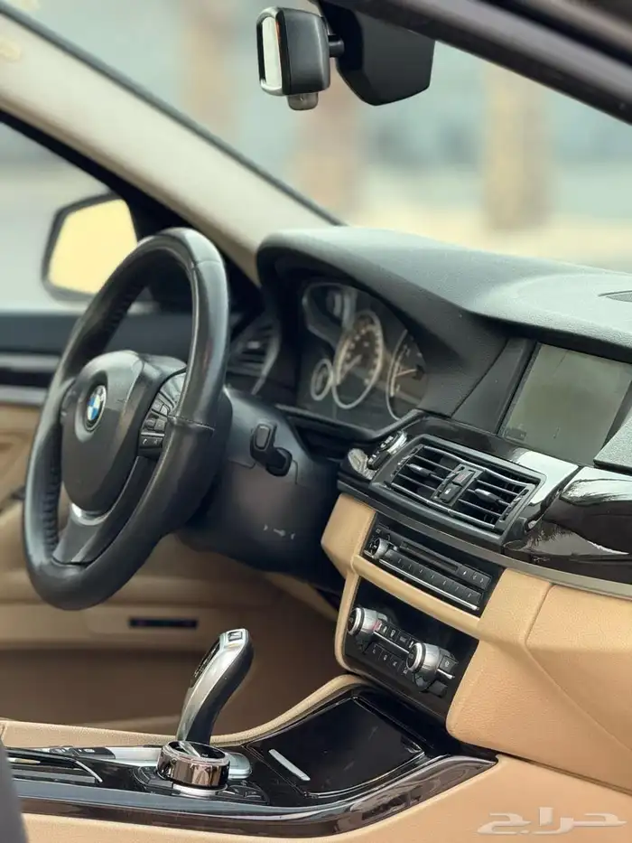 بي ام دبليو 520i 2013 18