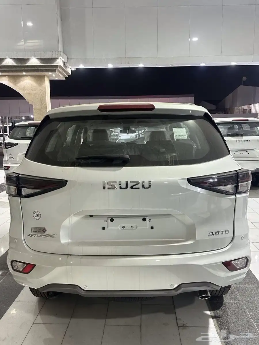 جيب ايسوزو MUX - فل كامل دبل- 2024 عرض خاص 4