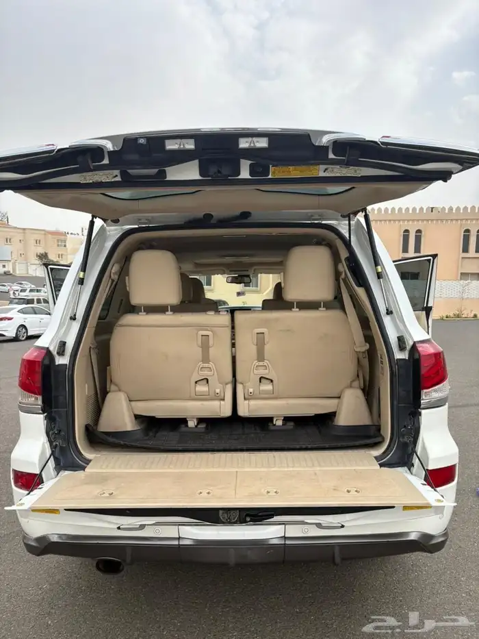 لكزس 2012 lx570 8