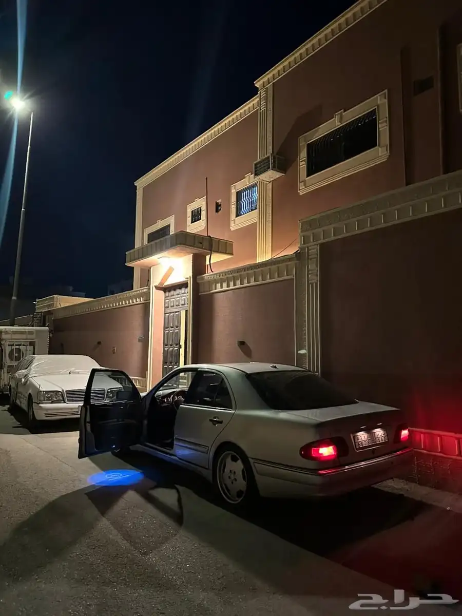 مرسيدس E55 22