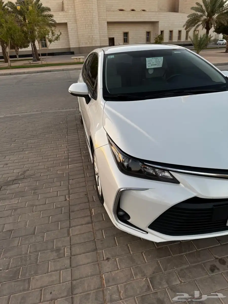 للبيع كورلا 2022 XLi وكاله 3