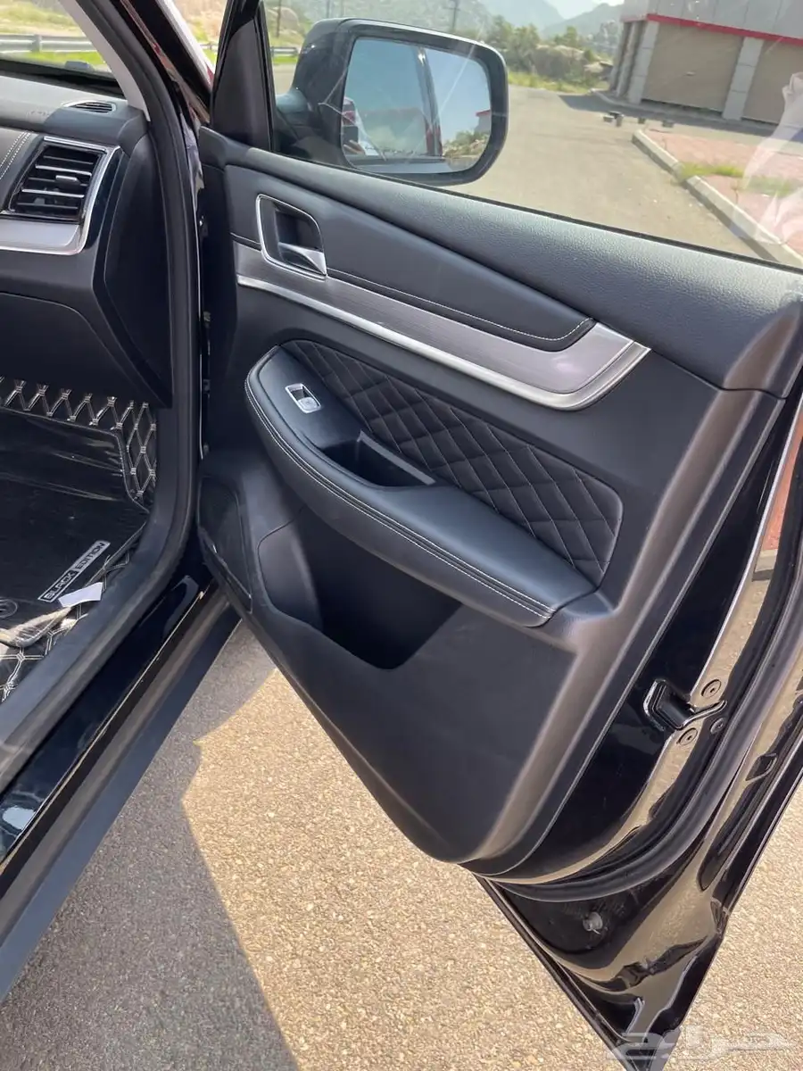 بلاك اديشن MG RX8 2022 ممشى قليل 8