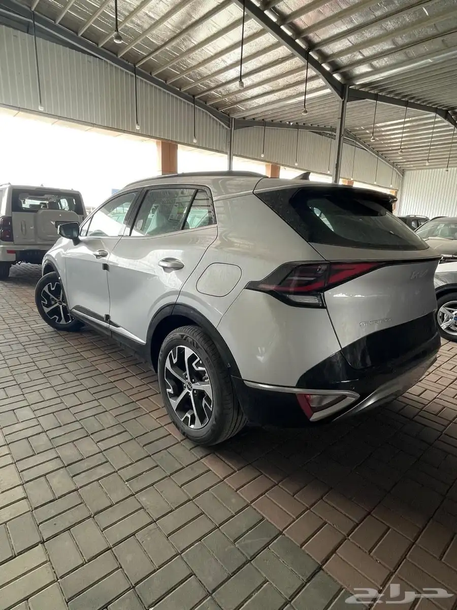 سبورتاج 2025فئه GLS(متوفر جميع الفئات وجميع الالوان ) 2