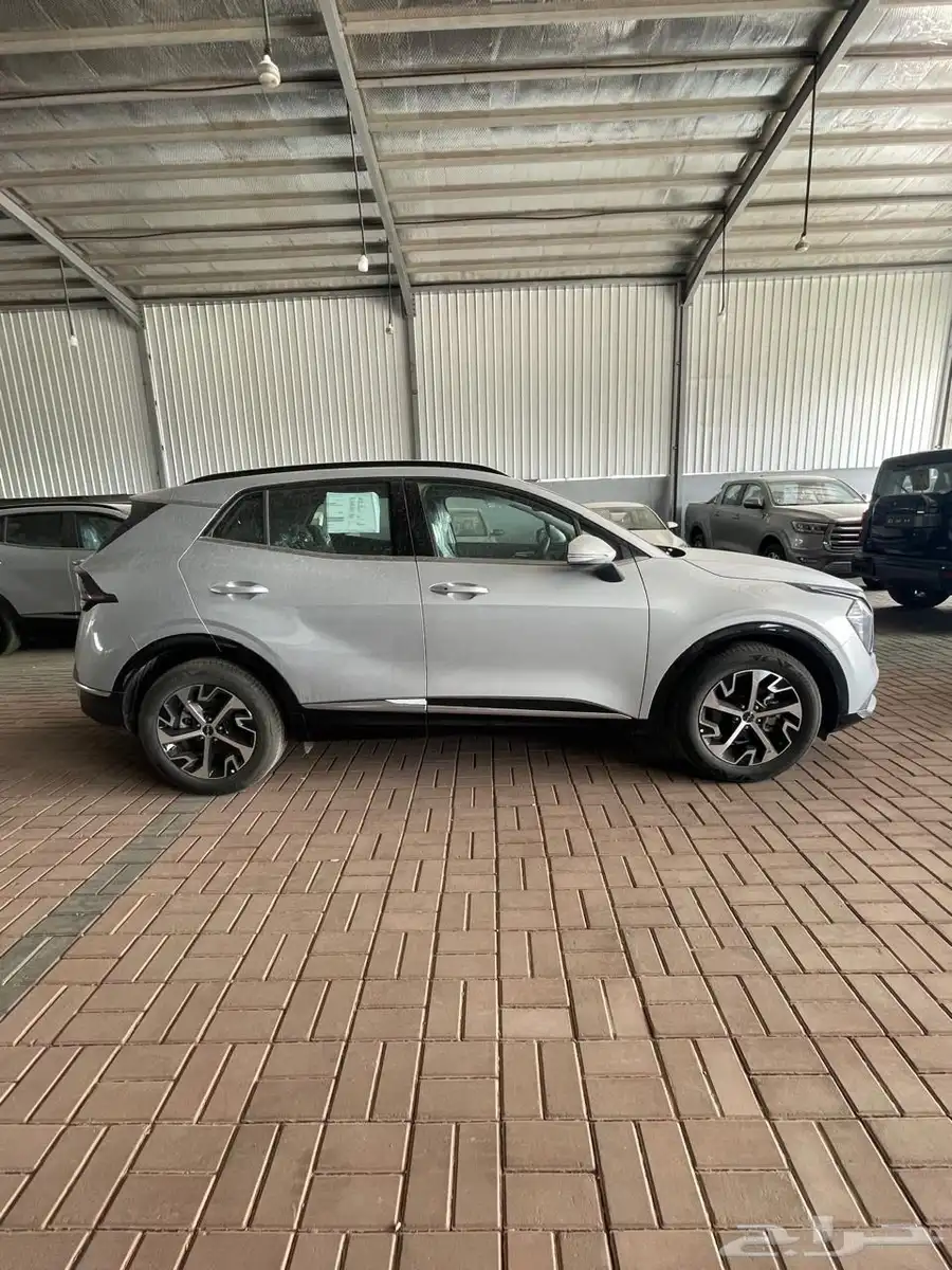 سبورتاج 2025فئه GLS(متوفر جميع الفئات وجميع الالوان ) 4