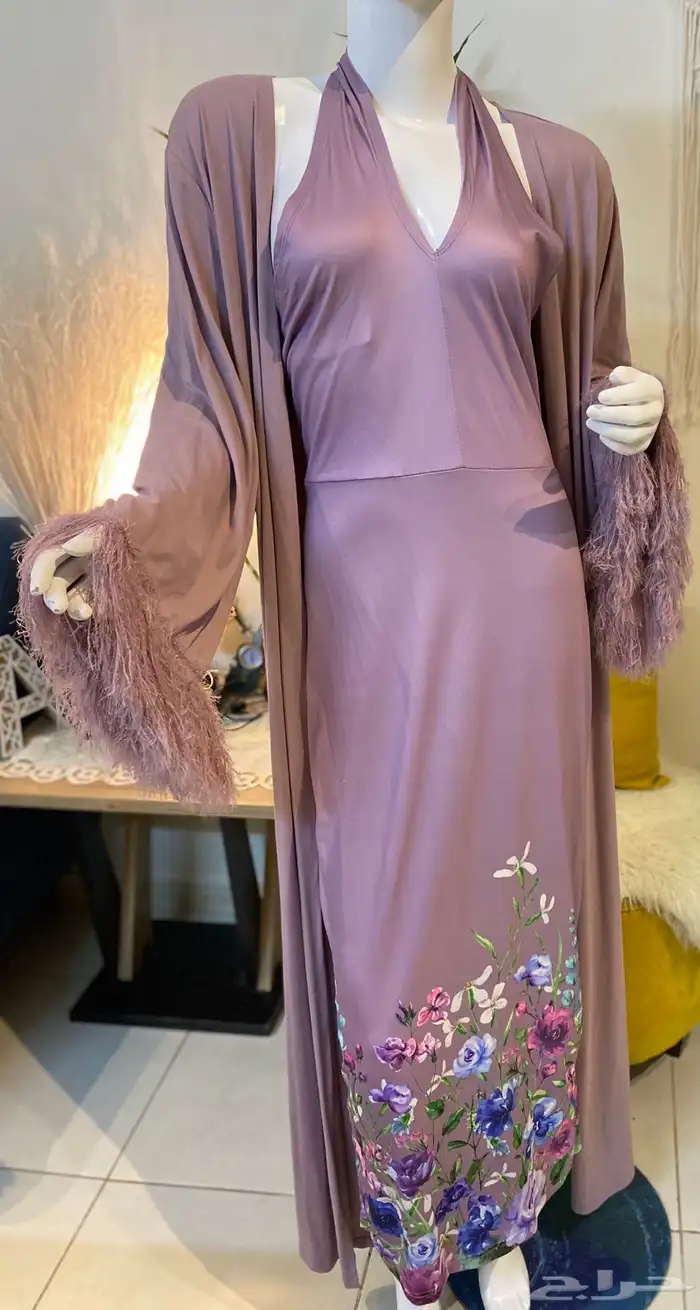 كوني انيقة بفساتين المناسبات 2