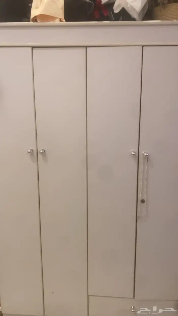 دولاب للبيع 0