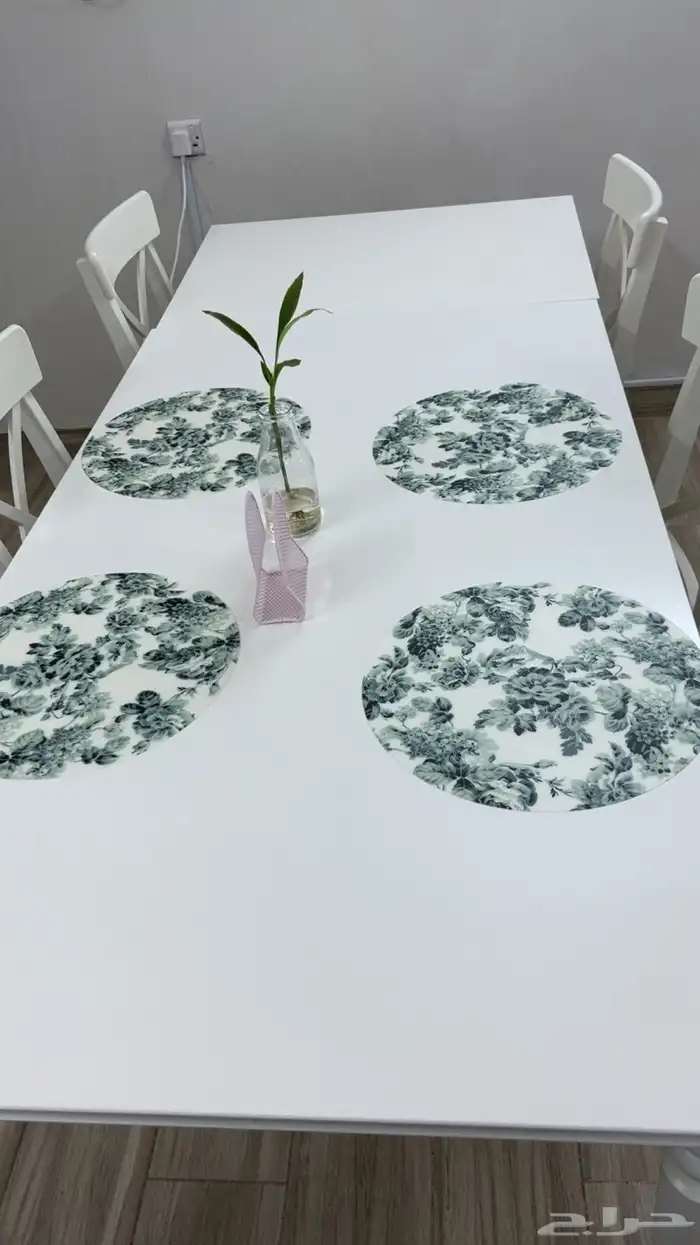 طاولة طعام ايكيا 2