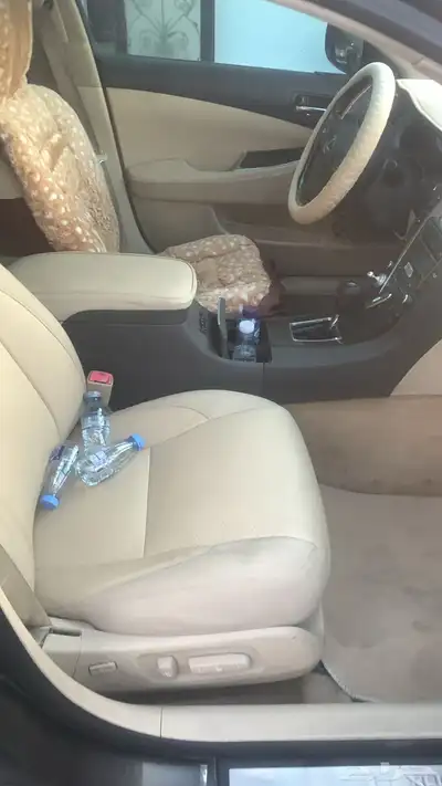للبيع لكزس 2011 فل كامل es350 11