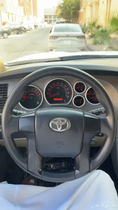 سكويا 2016 فئة SR5 9