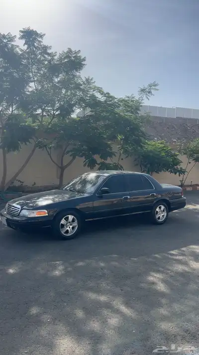 فورد فكتوريا مديل 2001 مجدد ومفحوص اللون الاسود 0