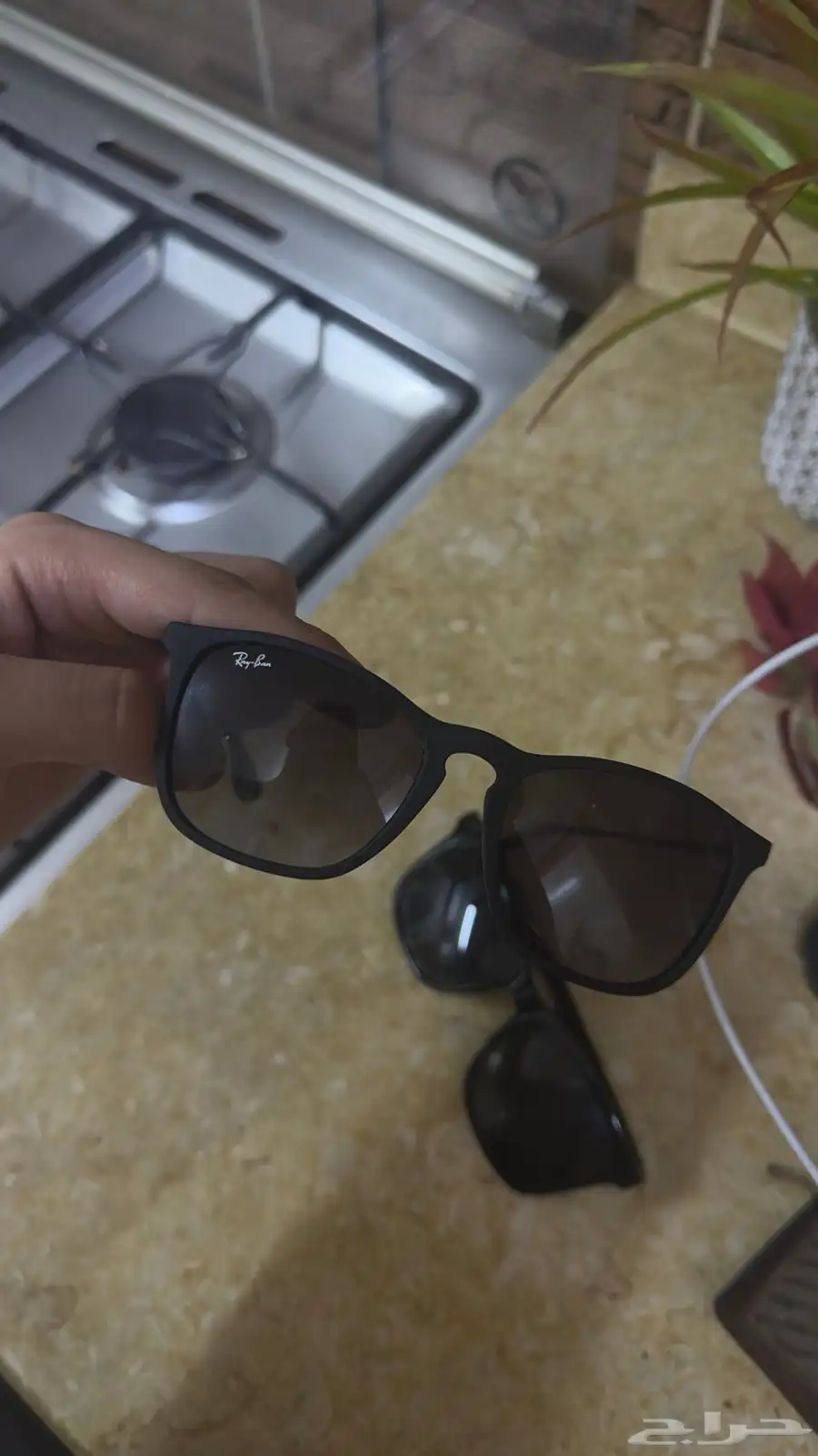 نظارات rayban ضايعة 0