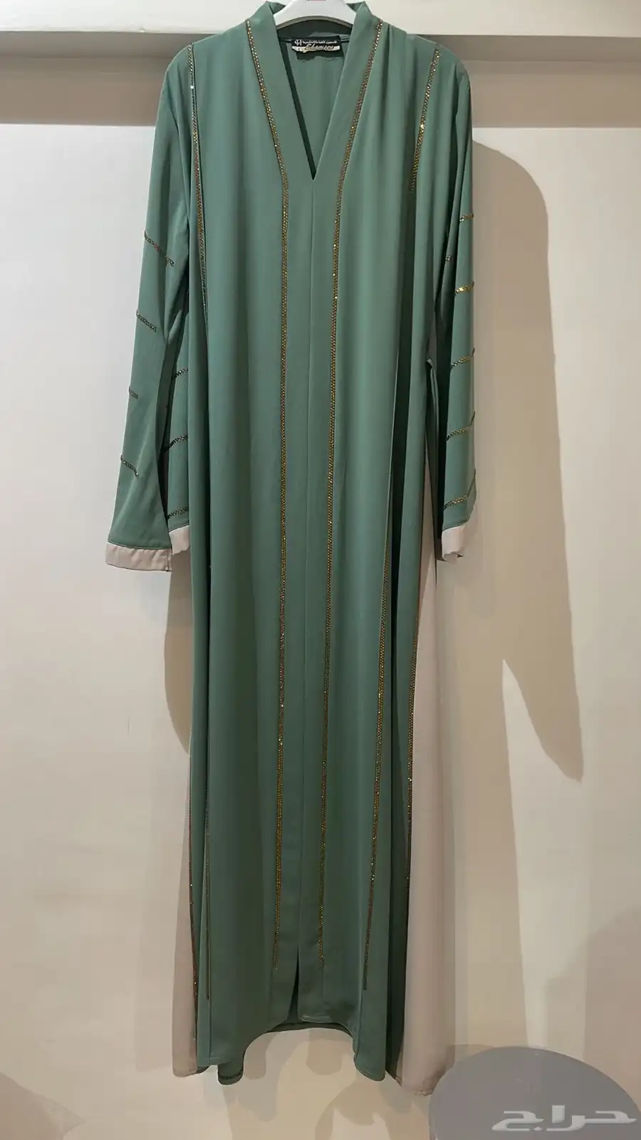 عبايات للبيع بسعر الجملة العدد 44حبة مشكل 5