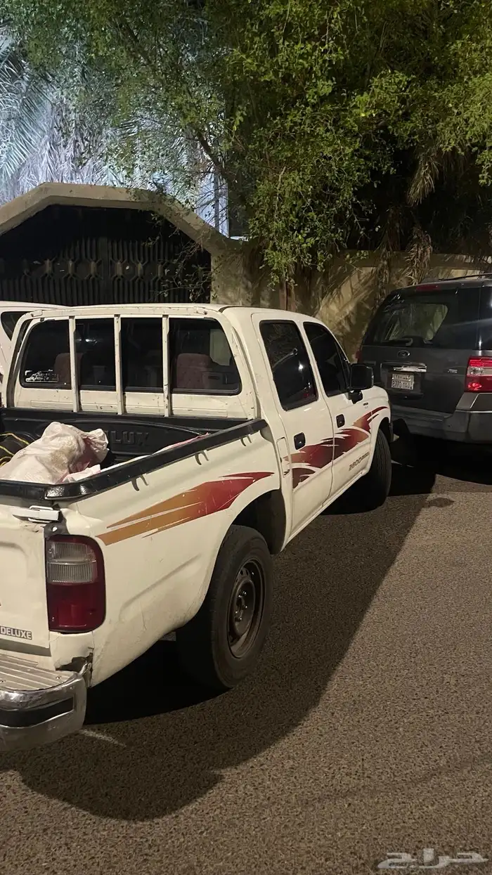 هايلوكس 2004 4