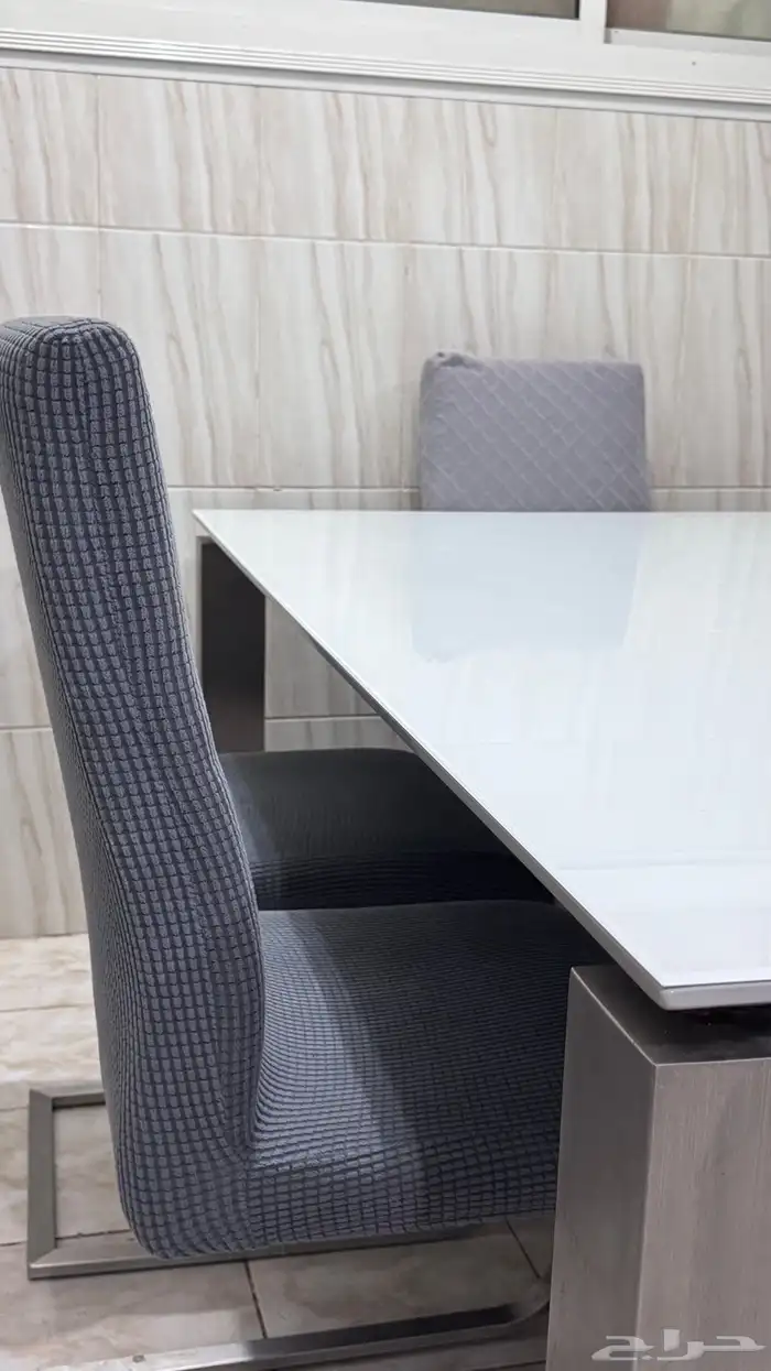 طاولة طعام 6 كراسي نضيفة 2
