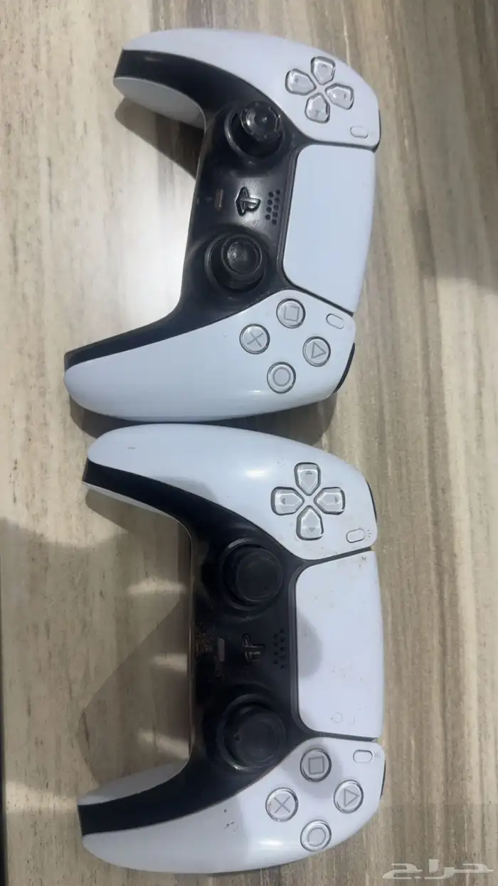 سوني 5 نضيف للبيع مع اغراضه كامله . 2