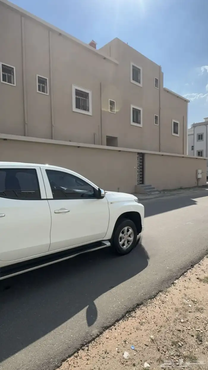 للتنازل متسوبيشي ( L200 ) ( 2022 ) 6