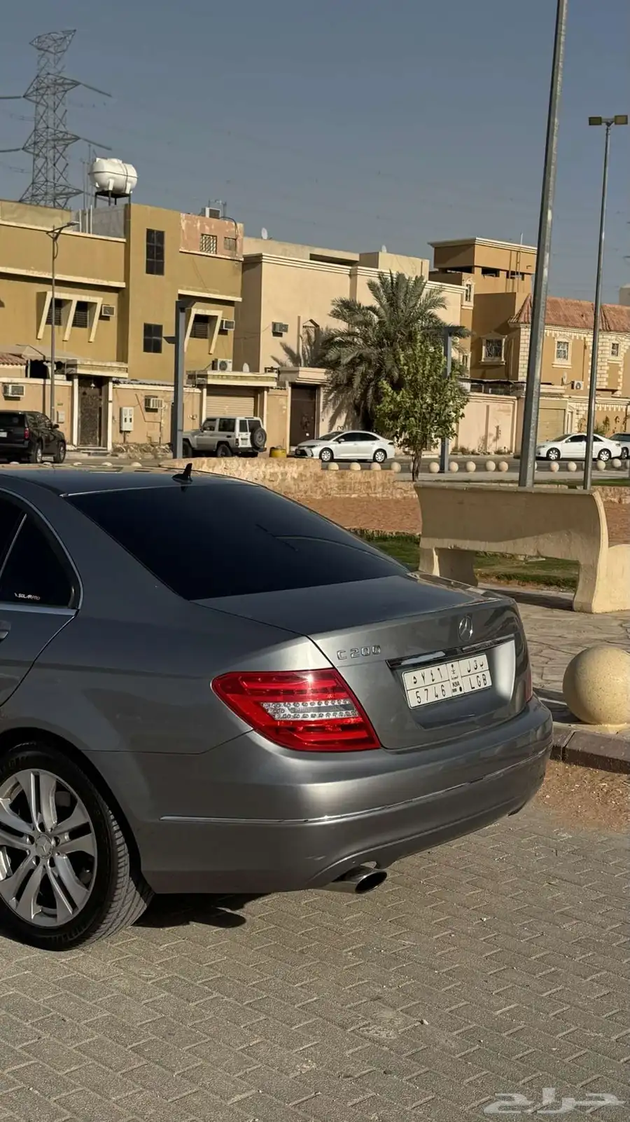 البيع مرسيدس مديل 2012 4