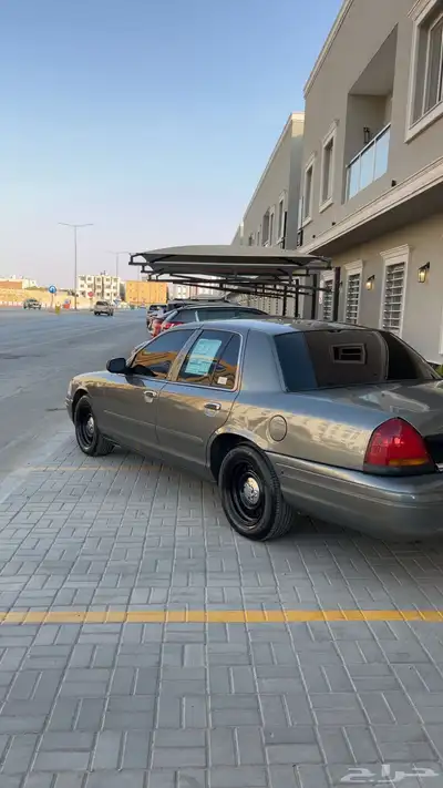 للبيع فورد فكتوريا سعودي 3