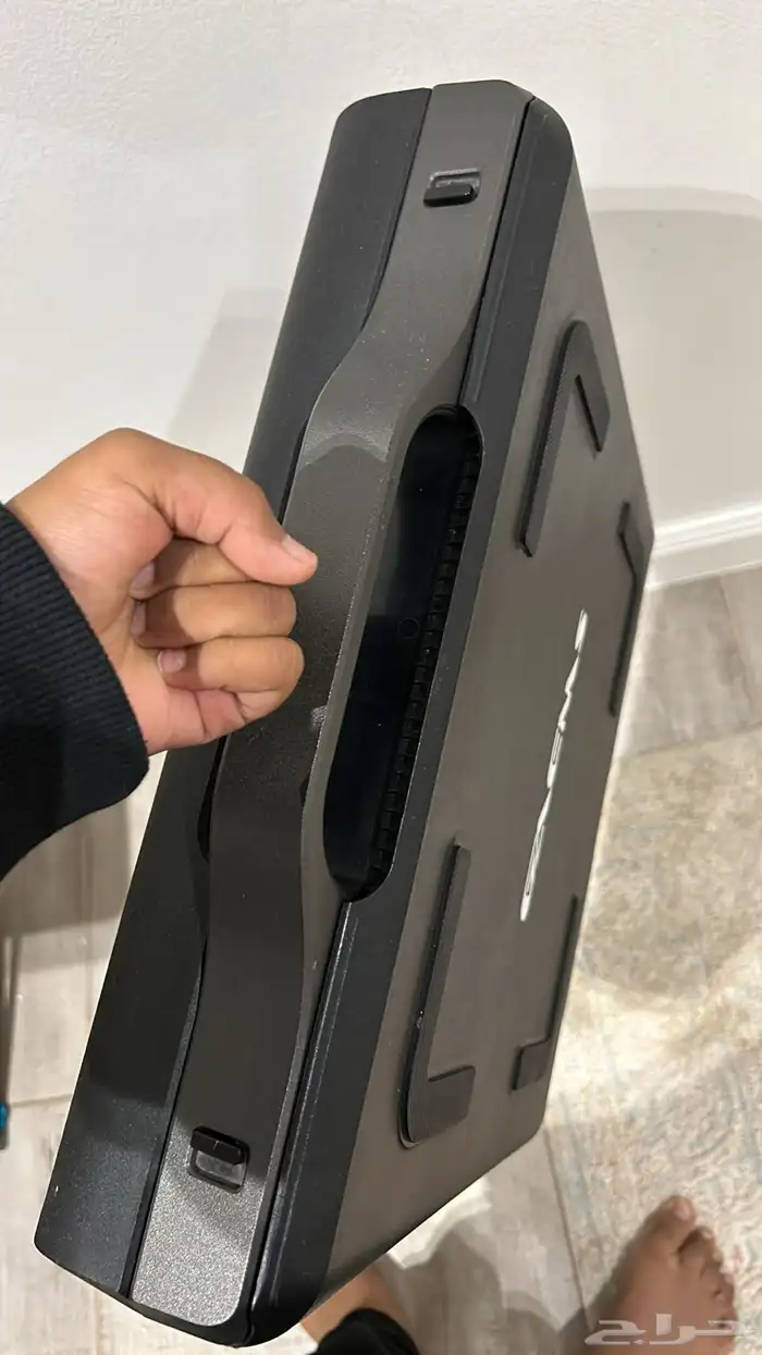 شاشه متنقله شركه games 1