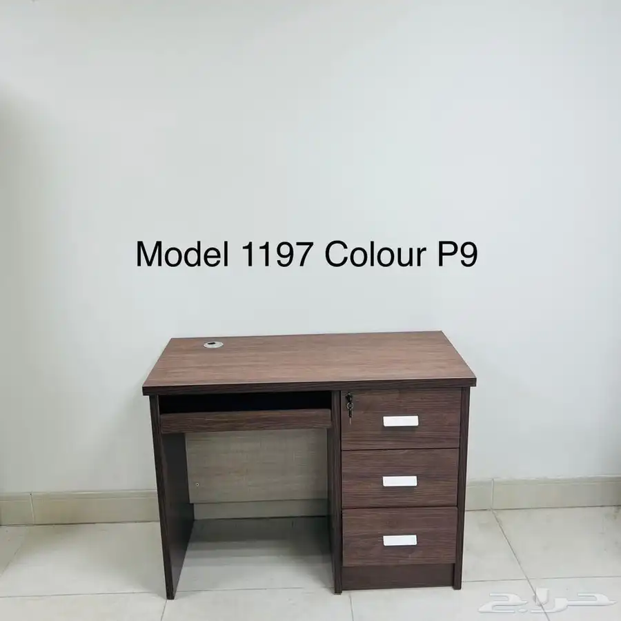 Computer Desk with Drawers  Storage. 35